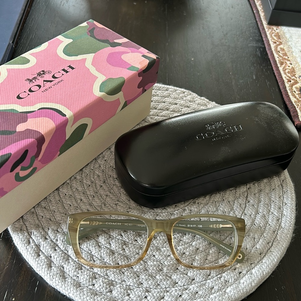 Coach -  HC 6048 (Georgie)